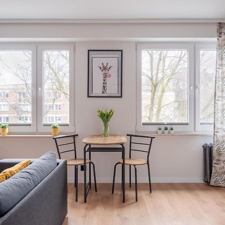 ורשה Mgm Home Wawer Miedzylesie Centrum Zdrowia Dziecka מראה חיצוני תמונה